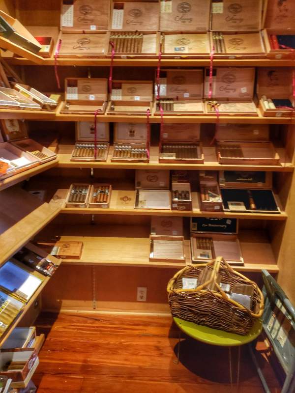 Isabela's Bar Cuba walk in humidor