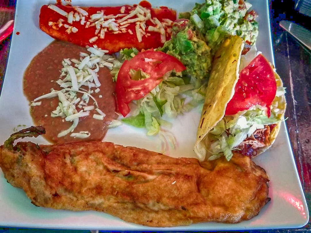 Mexican food at the Kentucky Club Bar and Grill in Juarez Mexico