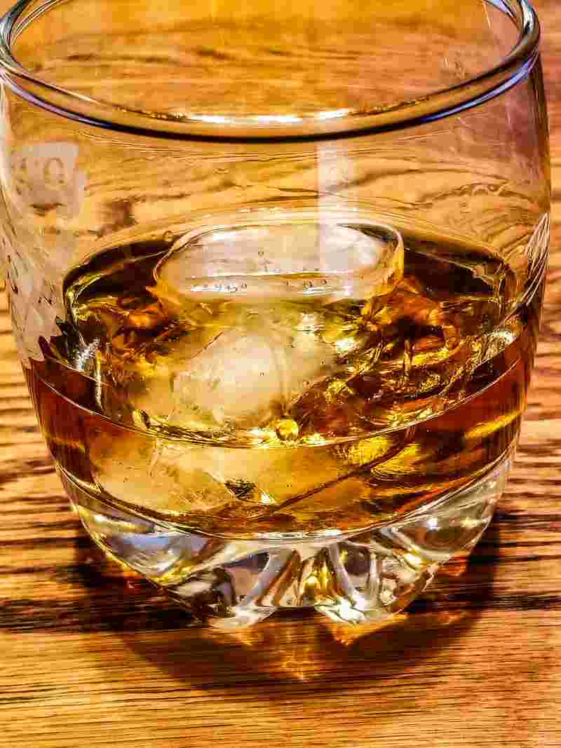 whiskey on the rocks