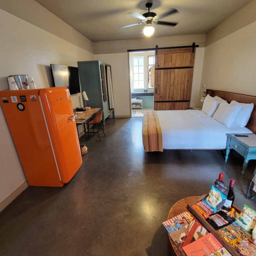 Guest Room Texican Court Irving Tx